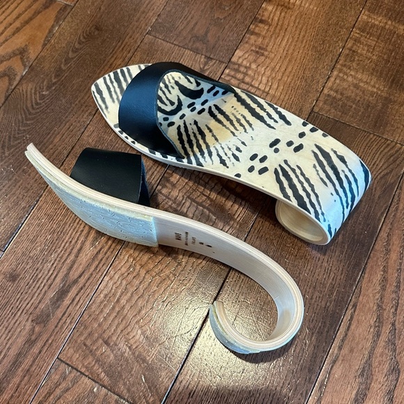 WAVE Luoto Sandal by designer Marita Huurinainen - Picture 3 of 6